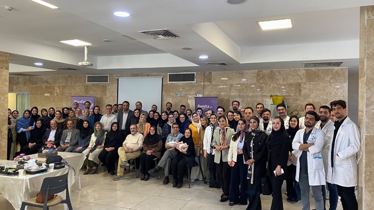 گرامیداشت روز پزشک در بیمارستان روزبه