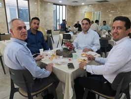 گرامیداشت روز کارمند در بیمارستان روزبه