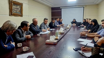 بازدید کمیته نظارت بر واحدهای برونسپاری دانشگاه از بخش آزمایشگاه بیمارستان روزبه