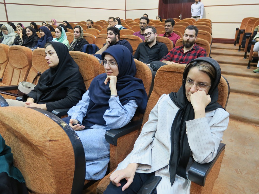 مراسم معارفه دستیاران پزشکی جدید در بیمارستان روزبه برگزار شد