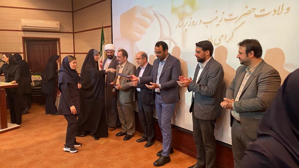 گرامیداشت روز پرستار در بیمارستان روزبه