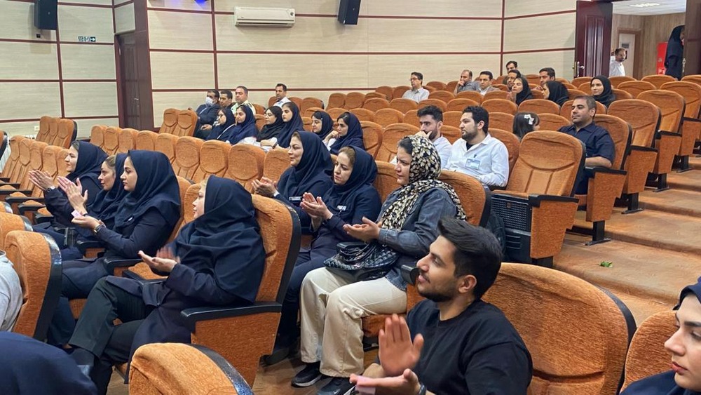 گرامیداشت روز پرستار در بیمارستان روزبه